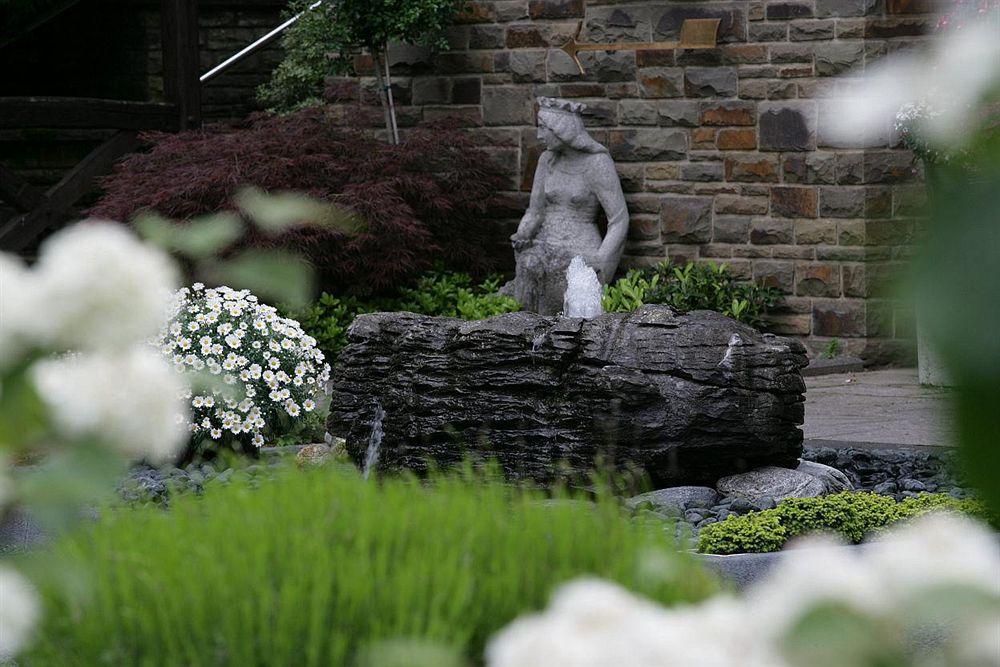 Romantik Waldhotel Mangold Bergisch Gladbach Exterior foto