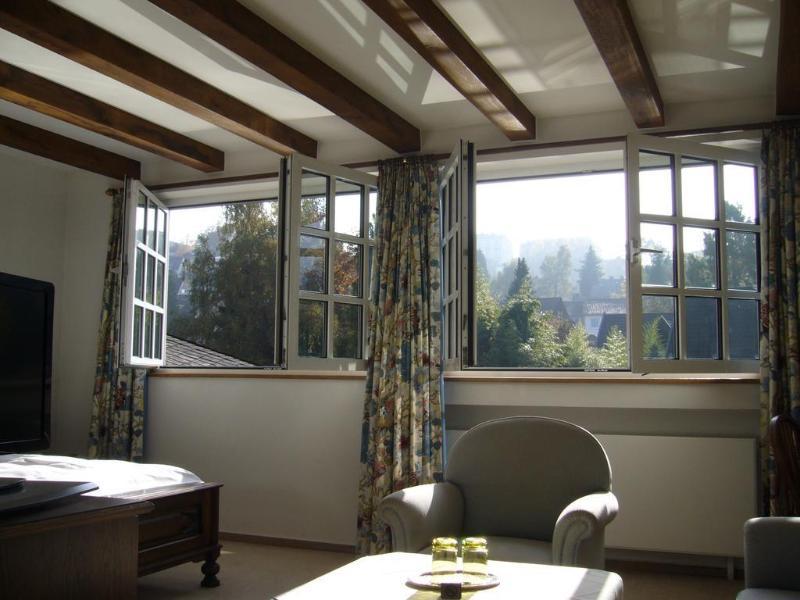 Romantik Waldhotel Mangold Bergisch Gladbach Exterior foto